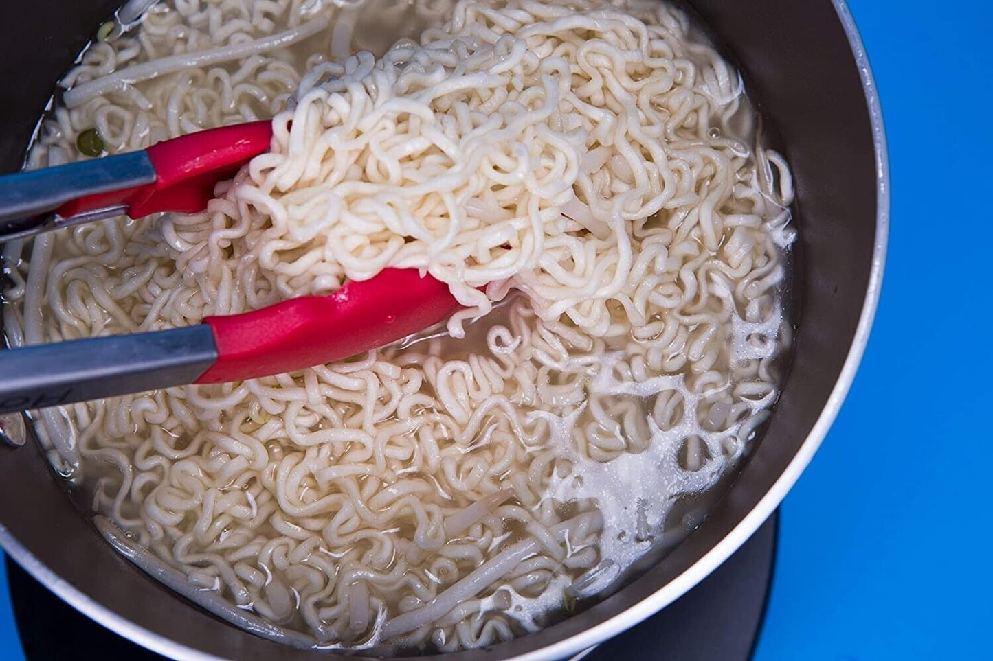 Maruchan Ramen Instant Noodles Soup - Chicken Flavour - 1 Box (24 Packets x 85g)