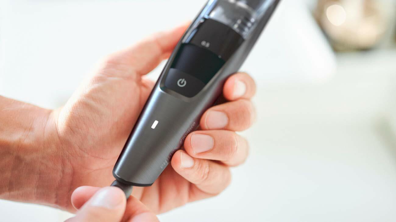 Philips Norelco Beardtrimmer Series 7500 Vacuum Beard Stubble Trimmer BT7515/49