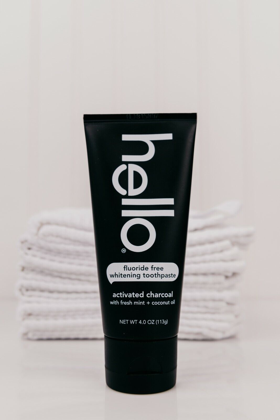 HELLO ORAL ACTIVATED CHARCOAL Teeth Whitening Toothpaste Fluoride Free Vegan NEW