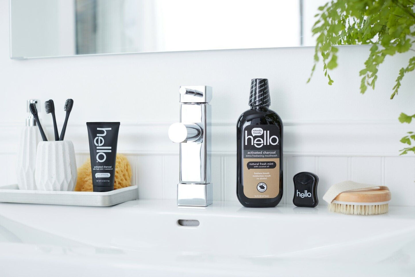 HELLO ORAL ACTIVATED CHARCOAL Teeth Whitening Toothpaste Fluoride Free Vegan NEW