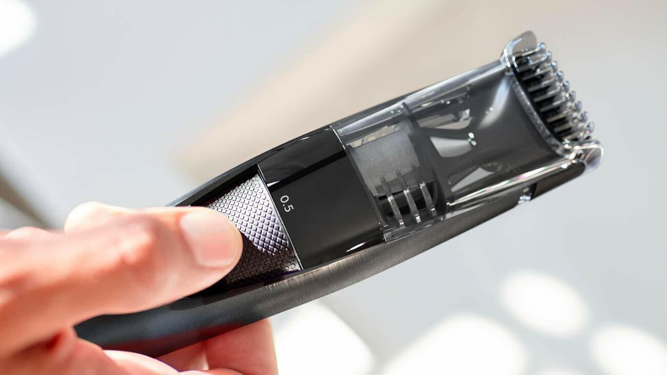 Philips Norelco Beardtrimmer Series 7500 Vacuum Beard Stubble Trimmer BT7515/49